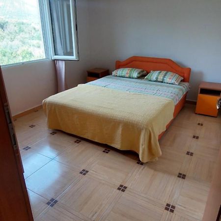 Tivat Brdista Lägenhet Exteriör bild